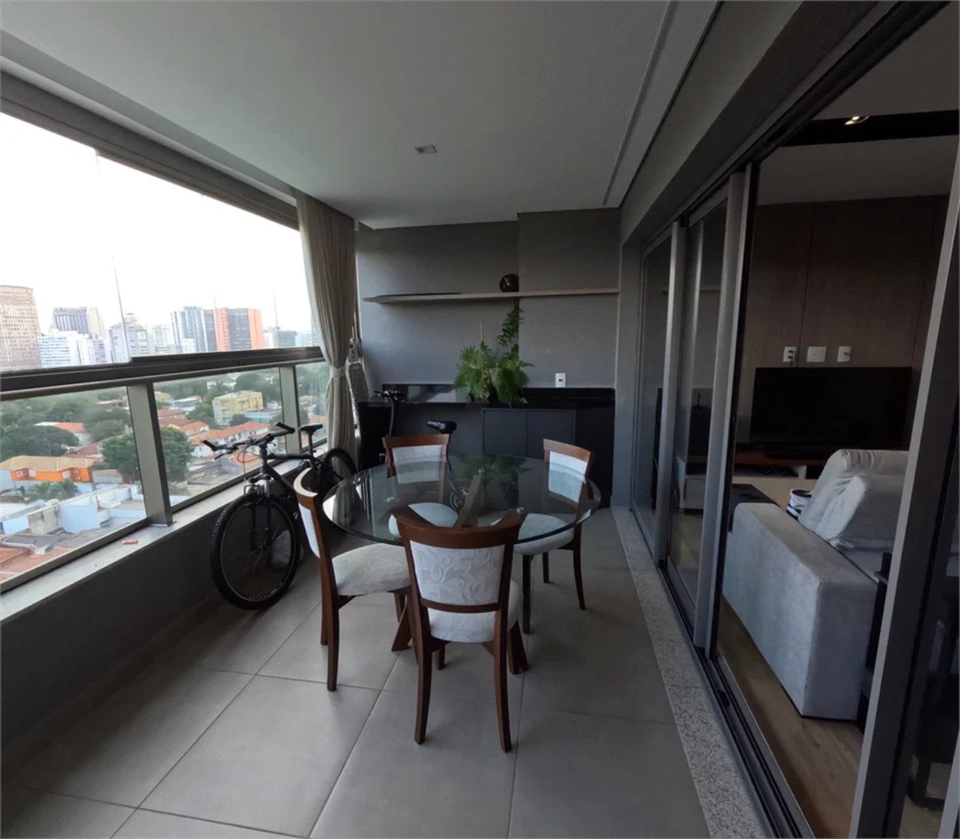Apartamento à venda com 1 suíte em Pinheiros, São Paulo, SP