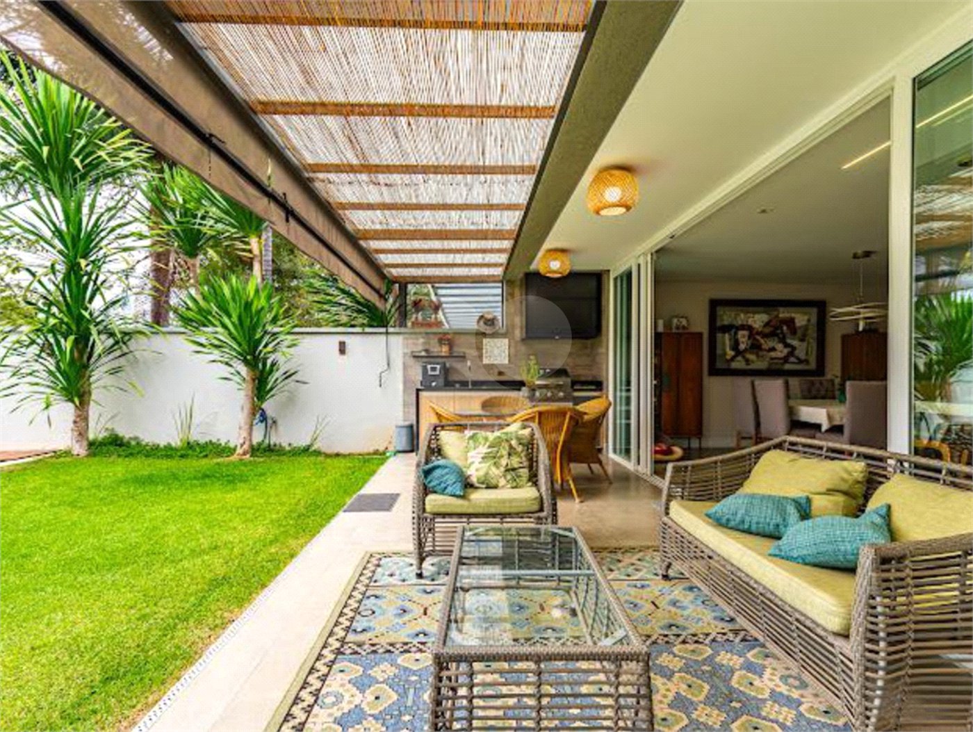 Casa à venda com 4 suítes no condomínio Premiere, São Paulo - SP