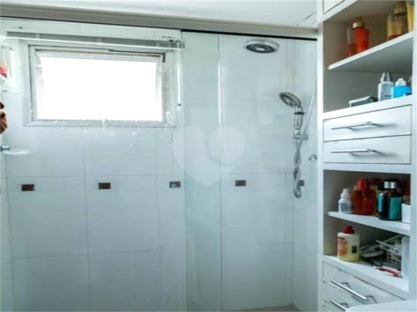 Cobertura à venda com 3 quartos, sendo 1 suíte,  em Vila Andrade, São Paulo, SP