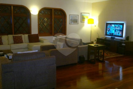 Casa à venda com 5 suítes em Jardim Marajoara, São Paulo, SP