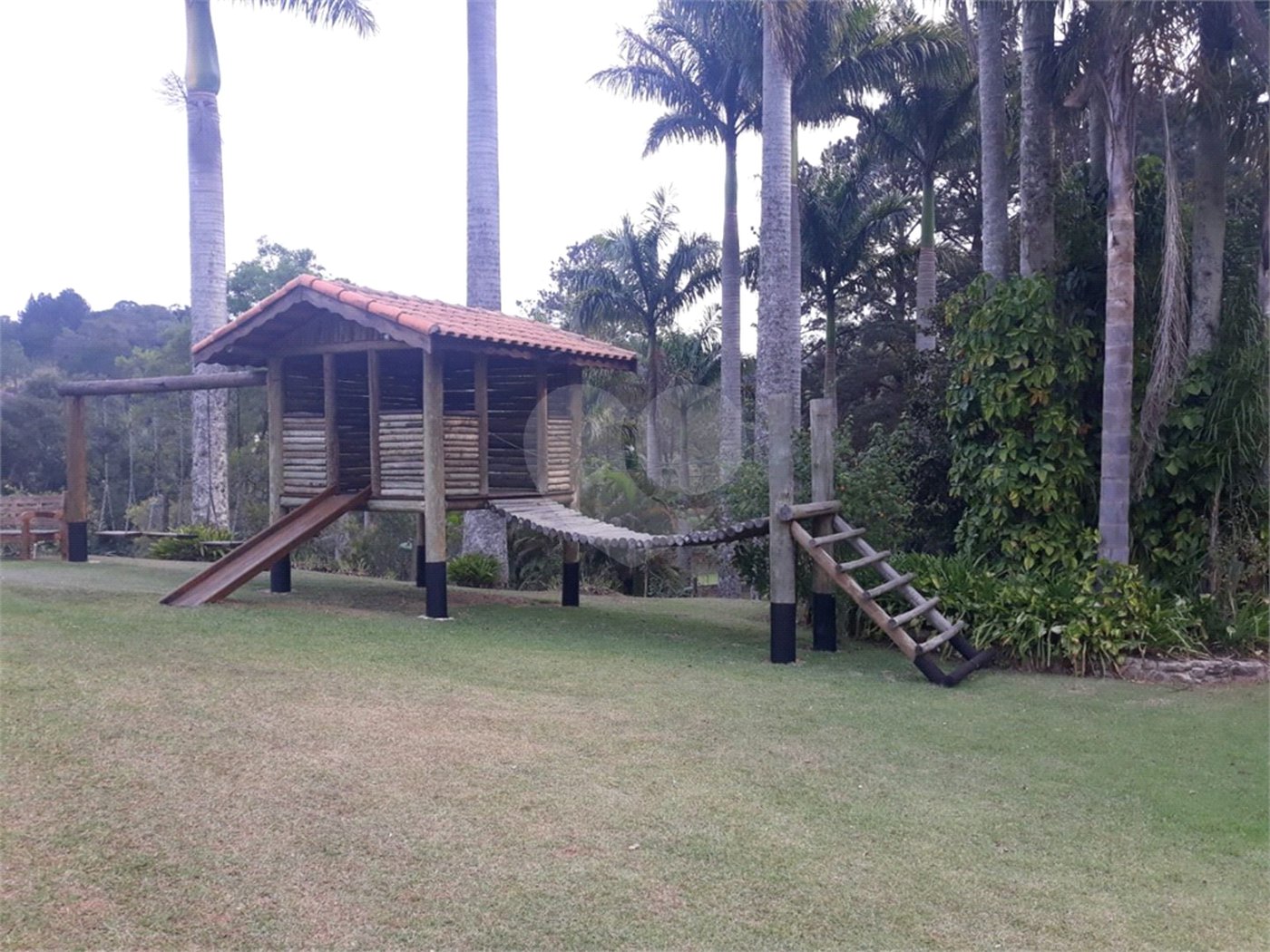Sítio à venda com 7 quartos, sendo 5 suítes, em Jardim Vinhas do Sol (mailasqui), São Roque, SP