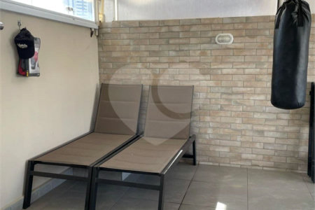 Casa à venda com 3 suítes no condomínio Tamboril, São Paulo - SP