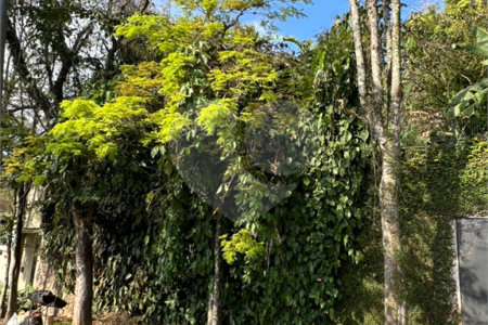 Terreno à venda no condomínio Jardim Vitória Régia, São Paulo - SP