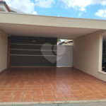 Casa à venda com 3 quartos, sendo 1 suíte,  no condomínio Vila Aracoara, Araraquara - SP