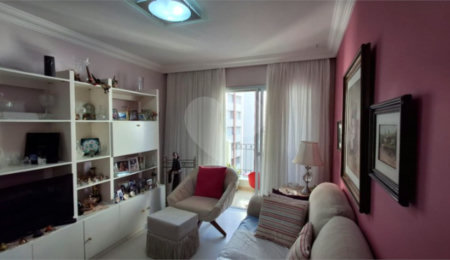 Apartamento à venda com 3 quartos, sendo 1 suíte,  em Indianópolis, São Paulo, SP