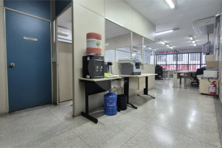 Prédio à venda em Pari, São Paulo, SP
