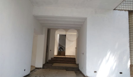 Sobrado à venda com 4 quartos, sendo 3 suítes,  em Morumbi, São Paulo, SP