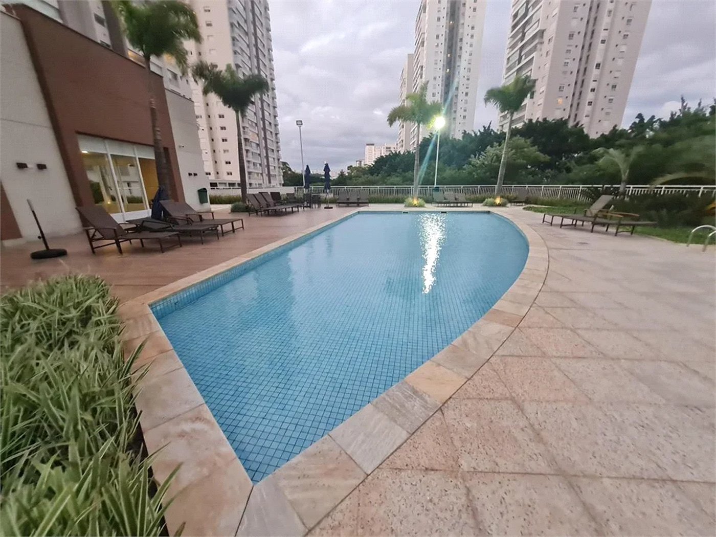 Apartamento à venda com 3 quartos, sendo 1 suíte, em Vila Anastácio, São Paulo, SP