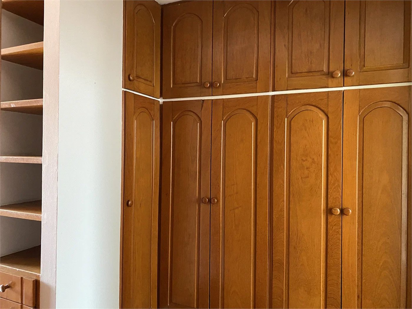 Casa à venda com 3 suítes em Jardim Leonor, São Paulo, SP