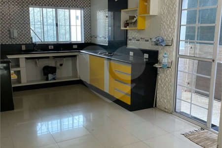 Sobrado à venda com 2 quartos em Jardim Monte Cristo, Suzano, SP