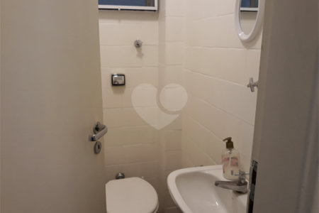 Apartamento à venda com 2 quartos em Cerqueira César, São Paulo, SP