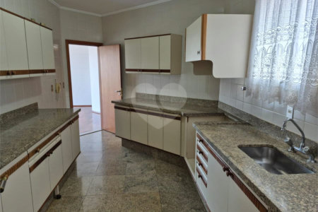 Apartamento à venda ou para alugar com 3 quartos, sendo 1 suíte, no Centro, Araraquara, SP