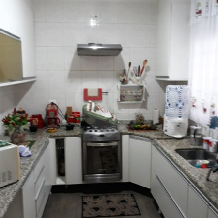 Casa à venda com 3 quartos, sendo 1 suíte, em Vila Suissa, Mogi das Cruzes, SP