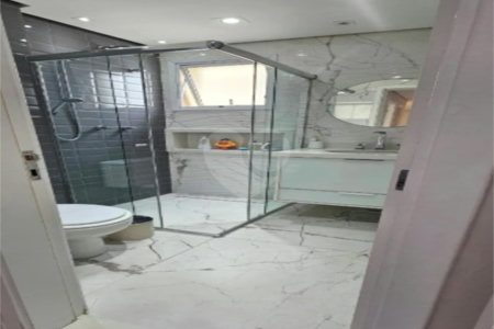 Apartamento à venda com 3 quartos, sendo 1 suíte,  em Vila Regente Feijó, São Paulo, SP