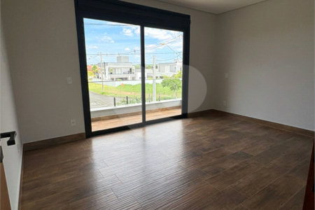 Casa à venda com 4 suítes no condomínio Portal dos Bandeirantes, Salto - SP