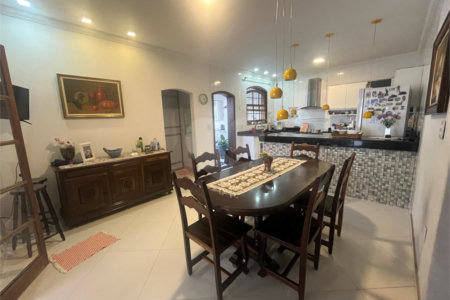 Casa à venda com 3 quartos, sendo 1 suíte, em Jardim Maria Antônia Prado, Sorocaba, SP