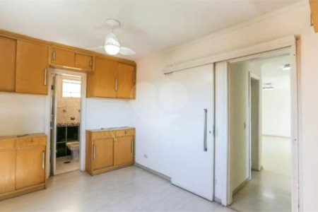 Apartamento à venda com 3 quartos, sendo 1 suíte, em Vila Polopoli, São Paulo, SP