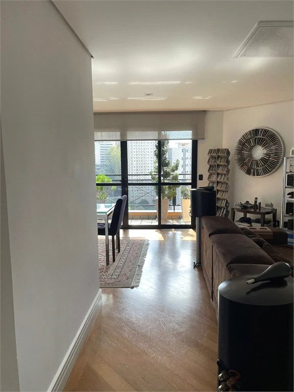 Apartamento à venda com 4 quartos, sendo 2 suítes,  em Jardim Ampliação, São Paulo, SP