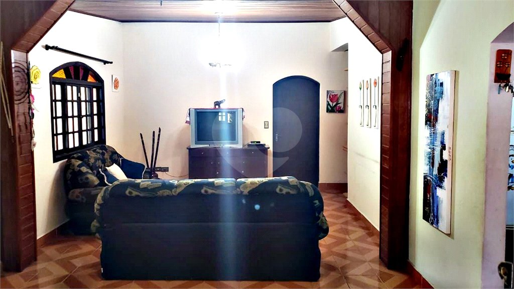 Sítio à venda com 6 quartos em Pavão (canguera), São Roque, SP