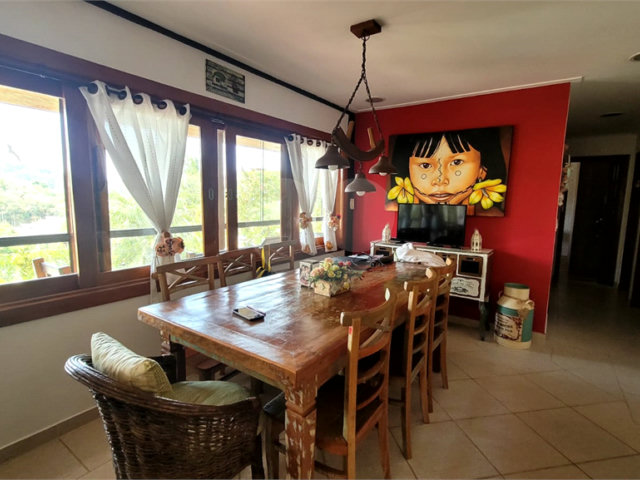 Casa à venda com 3 quartos, sendo 1 suíte,  no condomínio Associação Reserva das Hortênsias, Mairiporã - SP
