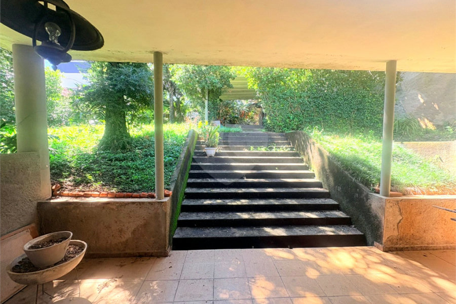 Casa Térrea à venda com 3 quartos, sendo 1 suíte, em Jardim Floresta, São Paulo, SP