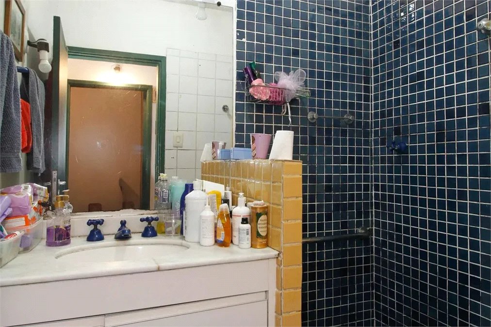 Apartamento à venda com 2 quartos, sendo 1 suíte, em Pinheiros, São Paulo, SP
