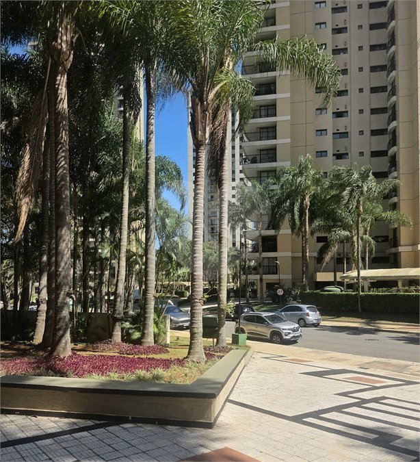 Apartamento à venda com 3 quartos, sendo 1 suíte, em Alto da Boa Vista, São Paulo, SP