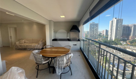 Apartamento à venda com 3 suítes em Brooklin Paulista, São Paulo, SP