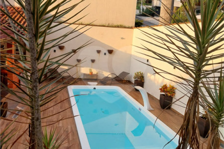 Casa Térrea à venda com 4 quartos, sendo 1 suíte,  em Parque dos Lagos, Mogi das Cruzes, SP