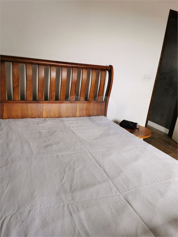 Casa à venda com 2 quartos em Horto, São Paulo, SP