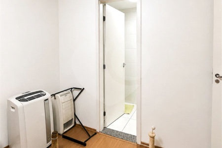Apartamento à venda com 2 quartos, sendo 1 suíte, em Vila Assis Brasil, Mauá, SP