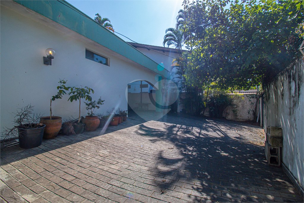 Casa à venda com 4 quartos, sendo 2 suítes, em Chácara Flora, São Paulo, SP