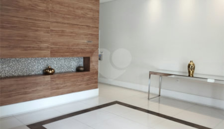 Apartamento à venda com 2 quartos, sendo 1 suíte,  em Jardim Flor da Montanha, Guarulhos, SP