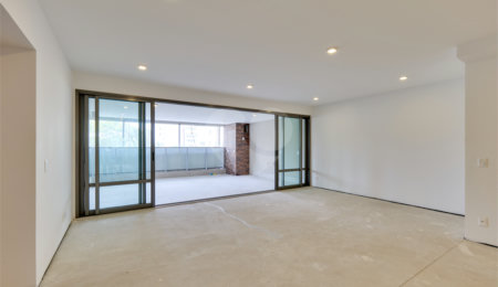 Apartamento à venda com 4 suítes em Campo Belo, São Paulo, SP