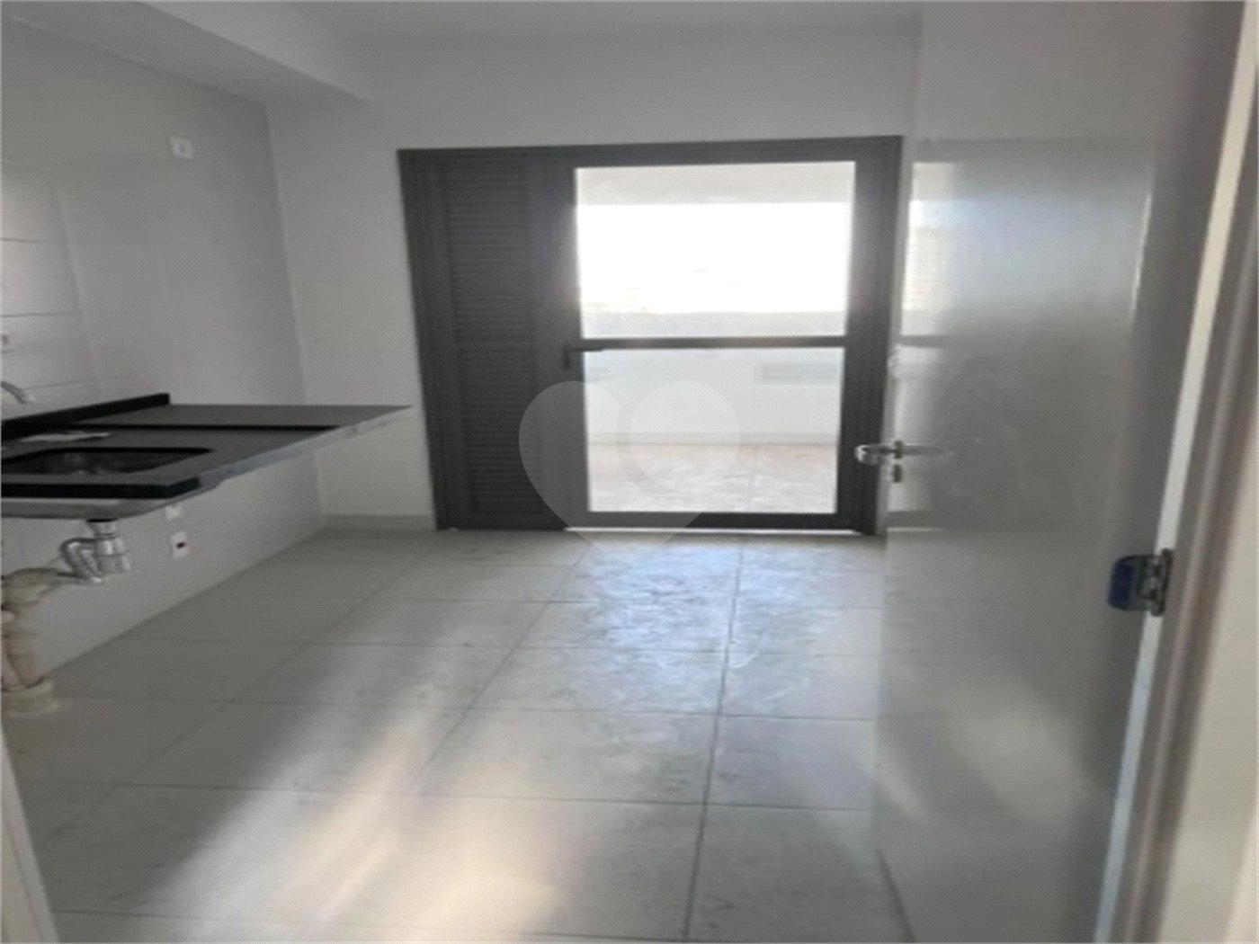 Apartamento à venda com 3 quartos, sendo 1 suíte,  em Vila Independência, São Paulo, SP