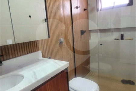 Casa à venda com 4 suítes no condomínio Sta Morriz, Campinas - SP