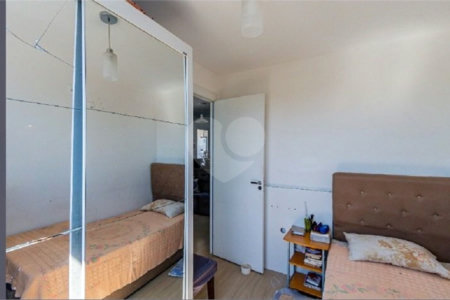 Apartamento à venda com 2 quartos em Parque Industrial Tomas Edson, São Paulo, SP