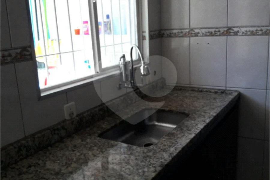 Casa à venda com 2 quartos no condomínio Nova Vida, São Paulo - SP