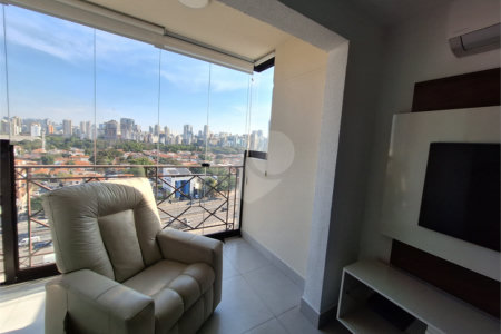 Apartamento para alugar com 2 quartos em Vila Olímpia, São Paulo, SP