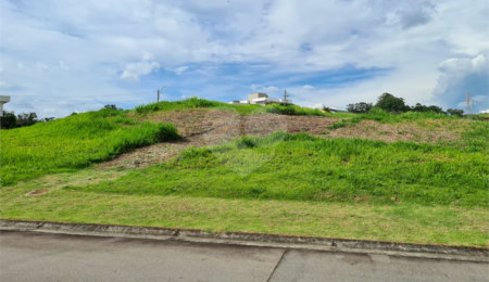 Terreno à venda no condomínio Residencial Campo de Toscana, Vinhedo - SP