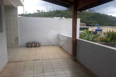 Casa Térrea à venda com 4 quartos, sendo 1 suíte, em Nova Mairinque, Mairinque, SP
