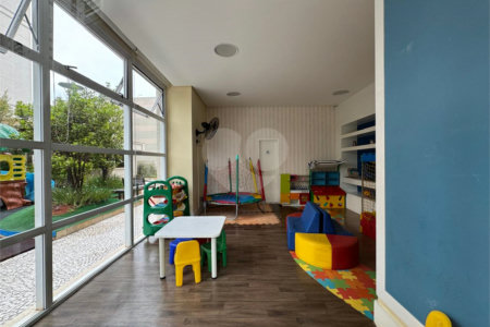 Apartamento à venda com 3 quartos, sendo 1 suíte, em Vila Gilda, Santo André, SP