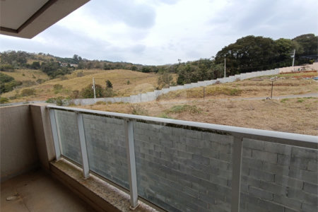 Apartamento à venda com 2 quartos, sendo 1 suíte, em Bairro do Cambará, São Roque, SP