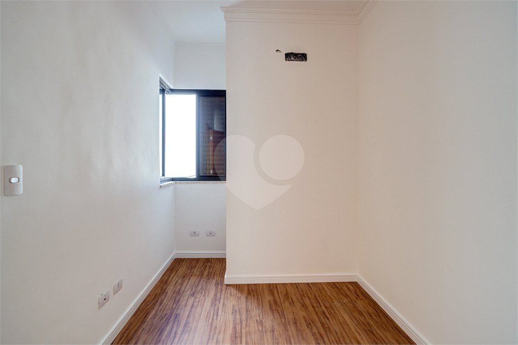 Sobrado à venda com 3 quartos, sendo 1 suíte, em Alto da Boa Vista, São Paulo, SP