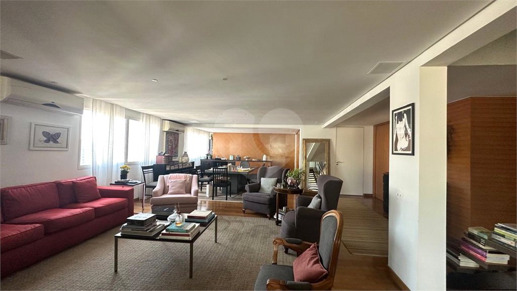 Apartamento à venda com 3 quartos, sendo 2 suítes, em Jardim Paulista, São Paulo, SP