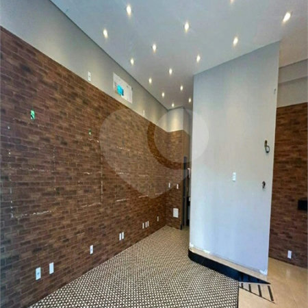 SALÃO COMERCIAL PARA LOCAÇÃO EM INDAIATUBA SP! - Av. Pres. Kennedy! - Salão comercial de 89,64 m² no térreo do Edifício Granada une modernidade, conforto e a melhor localização de Indaiatuba. Destaques do Imóvel: - Espaço Amplo: Salão principal com excelente iluminação natural. - Infraestrutura: