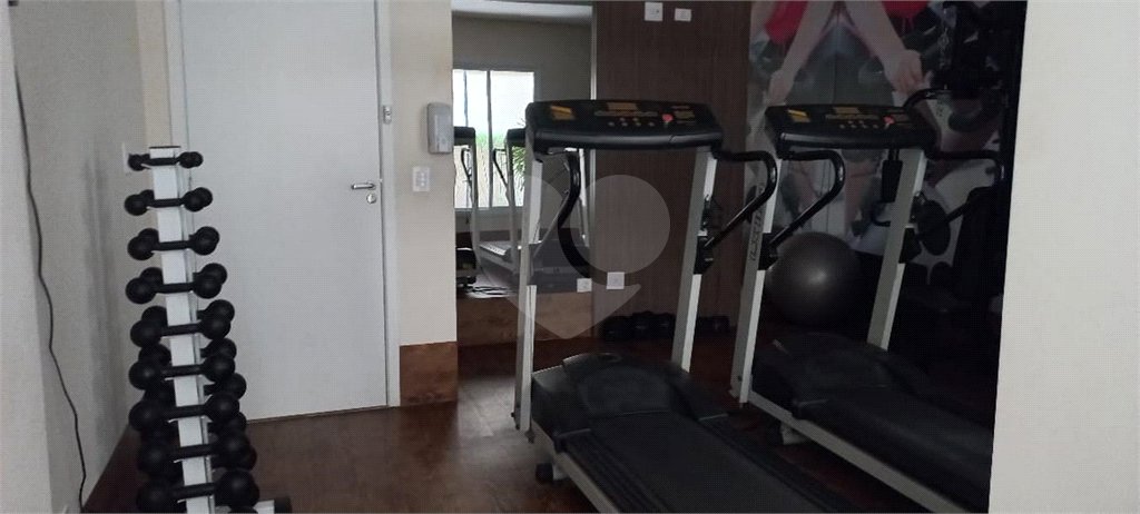 Apartamento com sacada - metrô Tucuruvi - NOVO