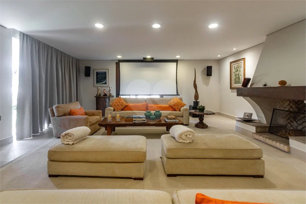 Casa à venda com 5 quartos, sendo 3 suítes, em Jardim Guedala, São Paulo, SP