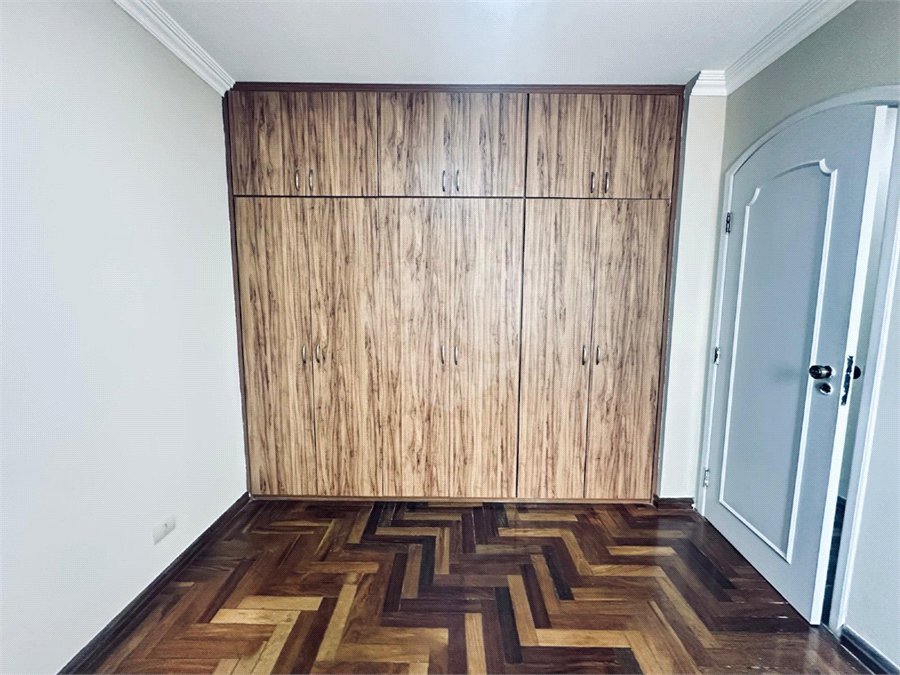 Apartamento à venda com 3 quartos, sendo 1 suíte, em Alto da Boa Vista, São Paulo, SP