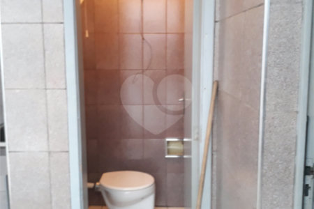 Sobrado à venda com 3 quartos em Jardim Oriental, São Paulo, SP